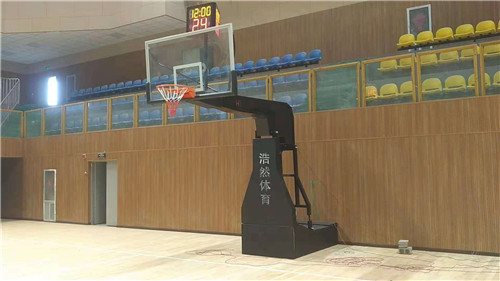 最新室内场馆电动液压篮球架